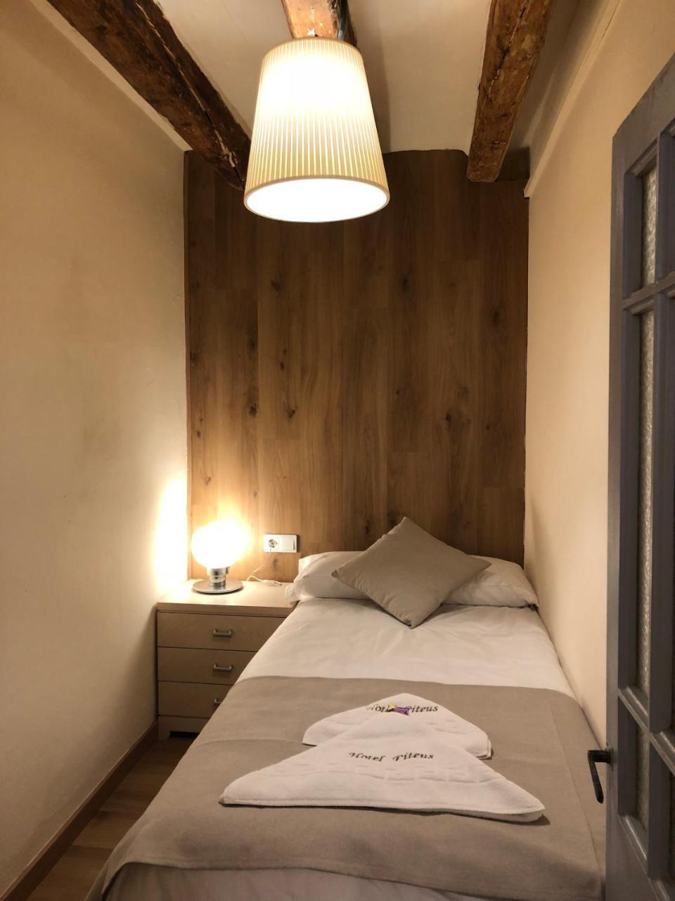 Apartament Piteus Centre Сан Лоренцо де Морунис Екстериор снимка